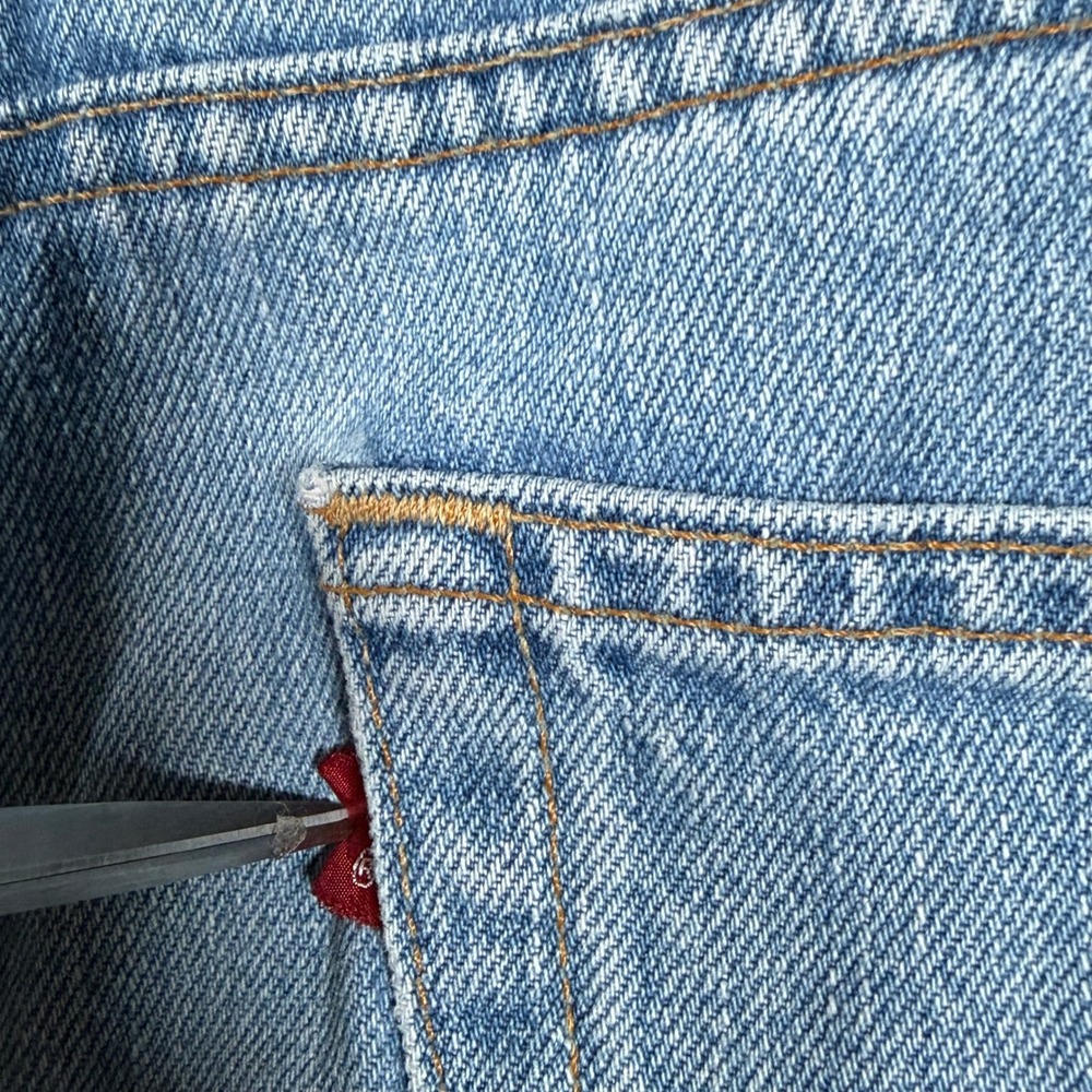 Vintage Levis 505 Straight Leg Jeans Mens Blue Denim 2001 Y2k 40x32 (Fits 38x30) - Picture 16 of 16